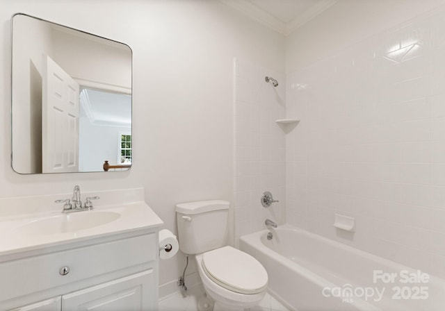 4301 Fairview Oaks Dr, Charlotte, NC 28211 - bathroom with vanity, crown molding, and tub / shower combination