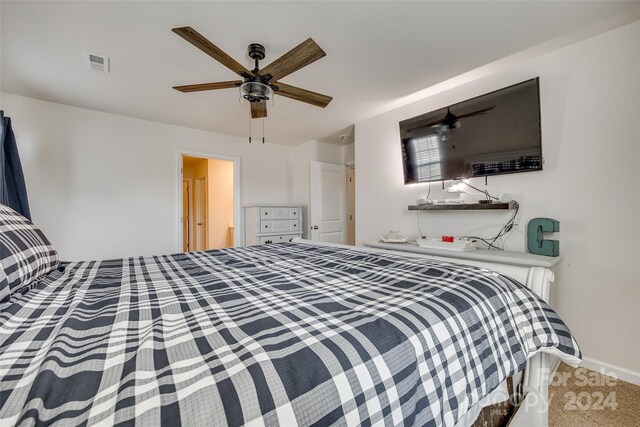 bedroom featuring ceiling fan