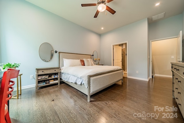 bedroom featuring dark wood-type flooring and ceiling fan