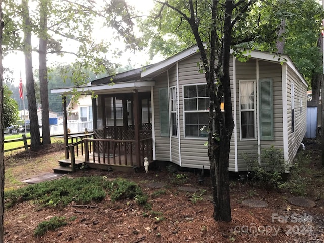 view of front of house