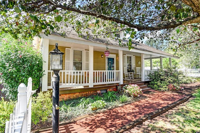 view of front facade featuring covered porch