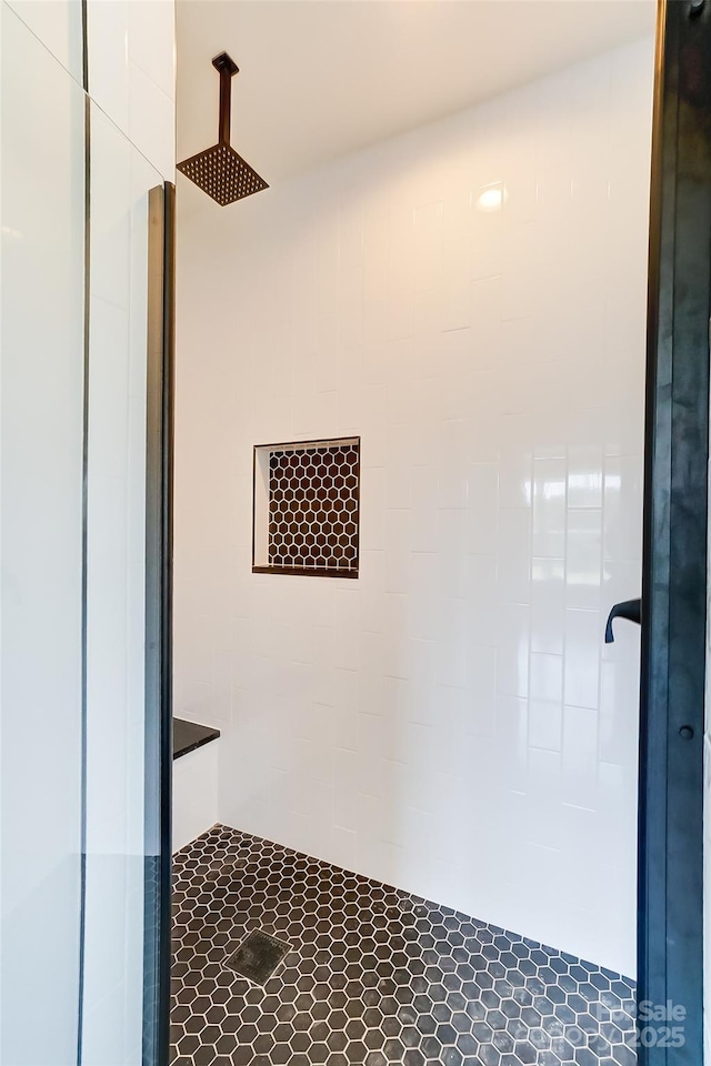 bathroom with walk in shower