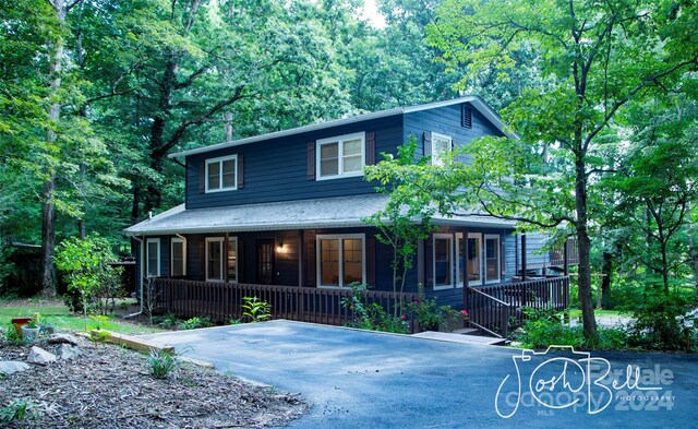 view of front of home with a porch