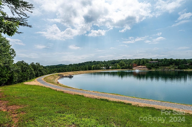 478 Lakeside Trl, Nebo, NC 28761