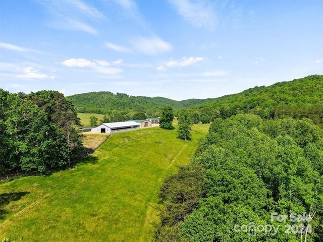 Listing photo 3 for 800 Cooter Hollow Rd, North Wilkesboro NC 28659