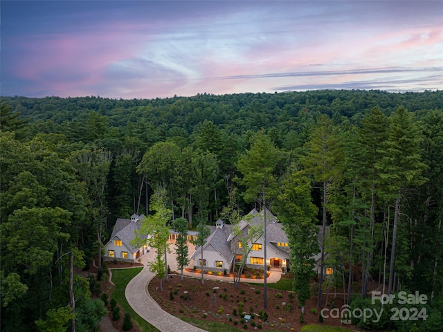 view of aerial view at dusk