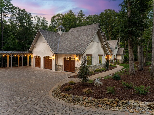 view of front of home featuring a garage