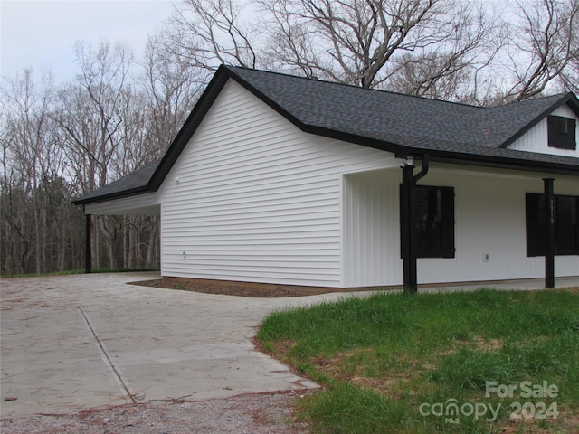 view of property exterior