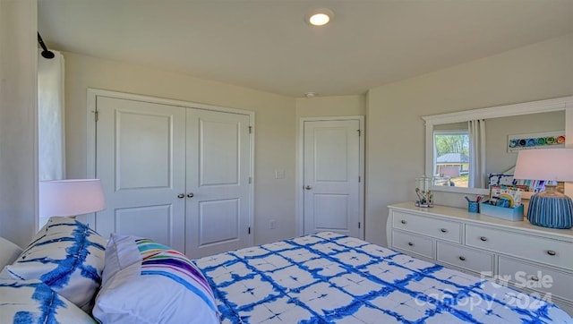 bedroom featuring a closet