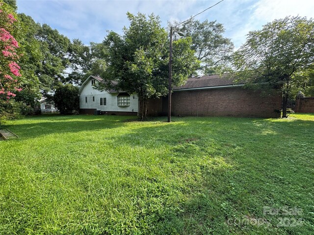 4539 S New Hope Rd, Gastonia, NC 28056 - view of yard
