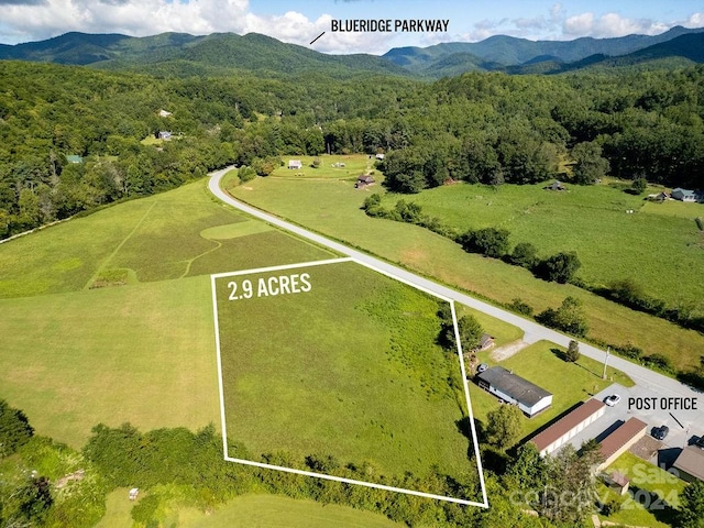 Listing photo 2 for 8201 Parkway Rd, Balsam Grove NC 28708