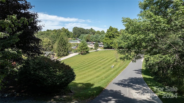 exterior space featuring a yard