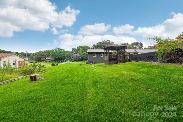 view of yard featuring a gazebo