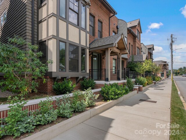 229 Broadway St, Asheville, NC 28801 - photo 3