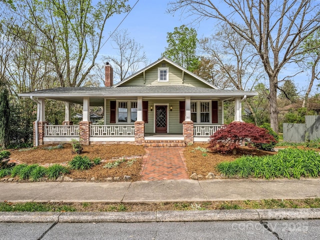 view of front of property with a porch