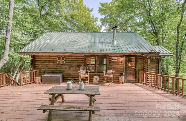 view of wooden deck