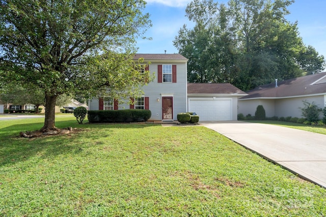 view of front of property featuring a front yard