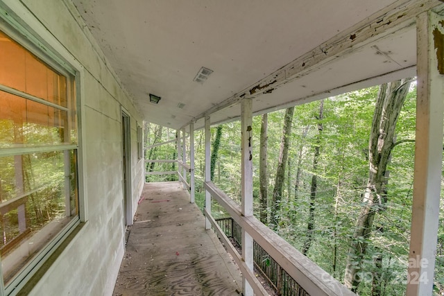 view of unfurnished sunroom