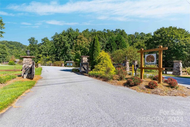 108 Morning Air Ln, Hendersonville, NC 28792 - photo 9