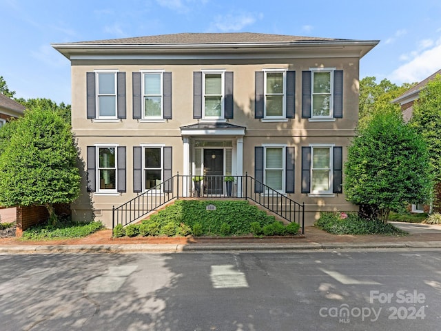 1218 Wareham Ct, Charlotte, NC 28207 - view of front of home featuring stucco siding