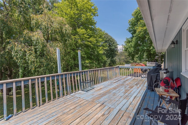 view of wooden deck