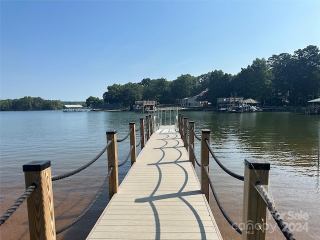 Listing photo 3 for LOT18 Lakeshore Dr Unit 18, Mooresville NC 28117