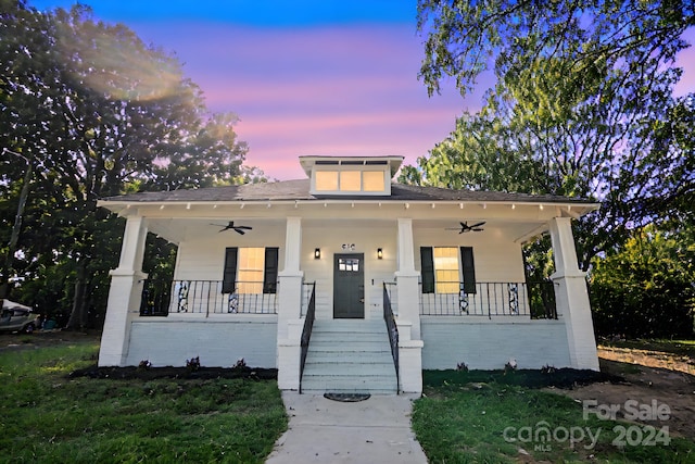 bungalow featuring covered porch