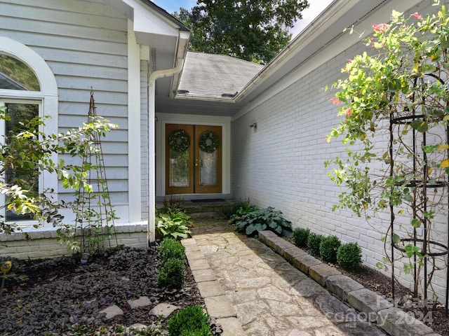 view of property entrance