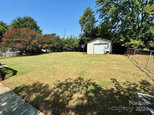 view of yard with a storage shed