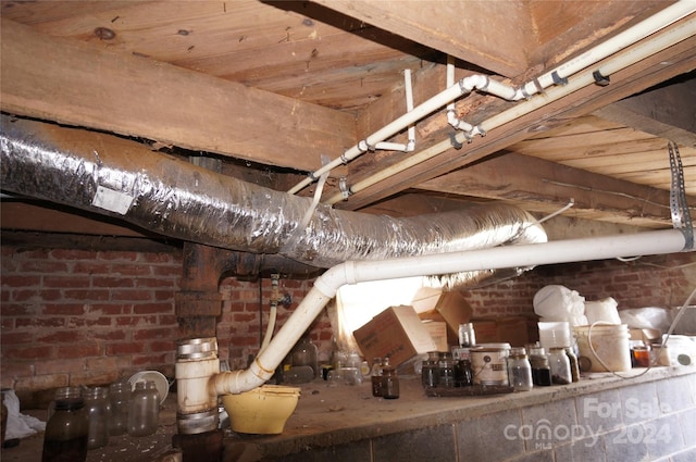 details featuring wood ceiling