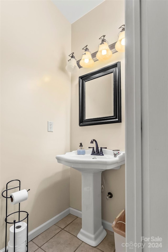 bathroom featuring tile patterned floors