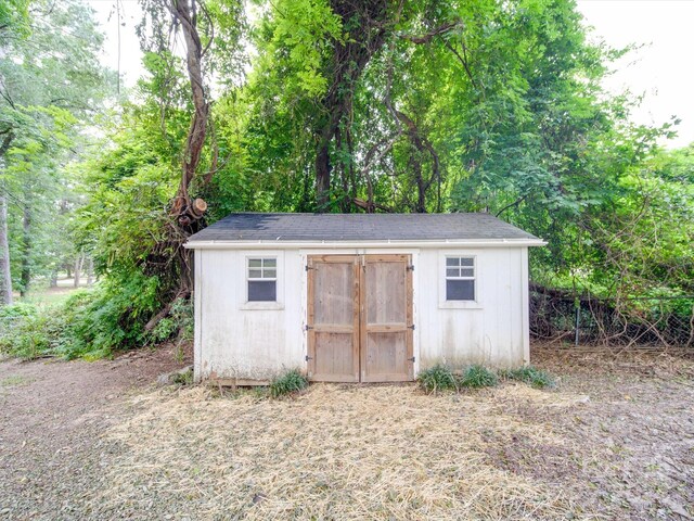 view of outdoor structure