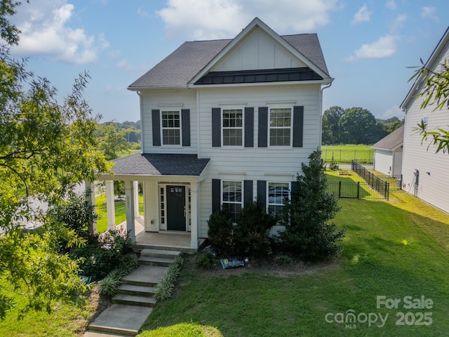 view of front of house with a front yard