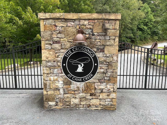 71 Crossings Cir, Fairview, NC 28730 - community sign with a gate