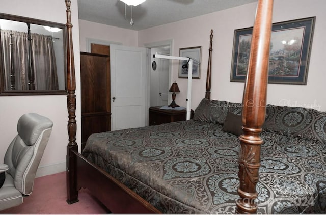 bedroom featuring carpet floors