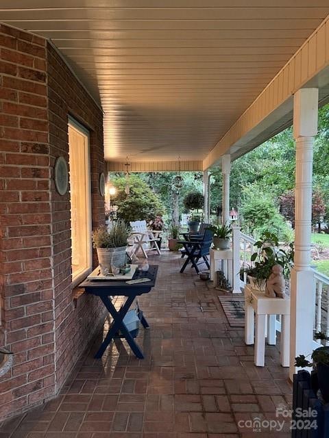 view of patio / terrace with a porch