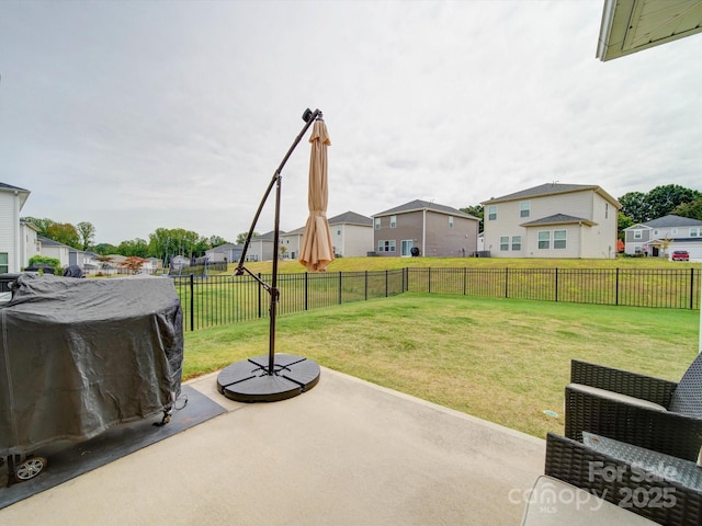 view of yard with a patio area