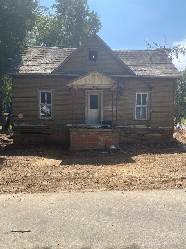 view of front of home