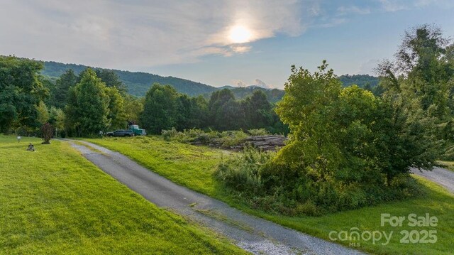 400 Old Dula Rd, Spruce Pine, NC 28777
