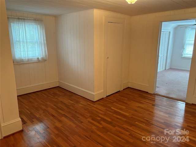 empty room featuring hardwood / wood-style floors