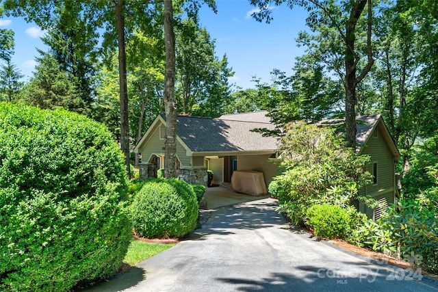 view of front of home