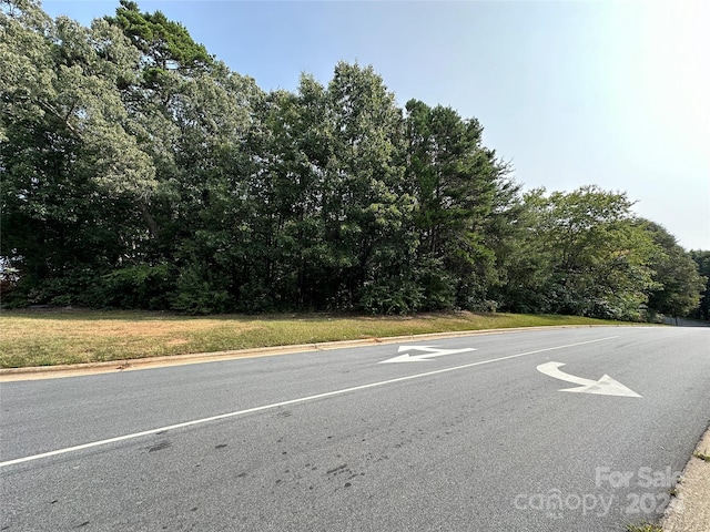 Listing photo 2 for 941 11th Avenue Blvd SE, Hickory NC 28602