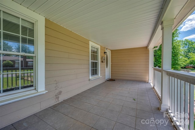 view of patio / terrace with a porch