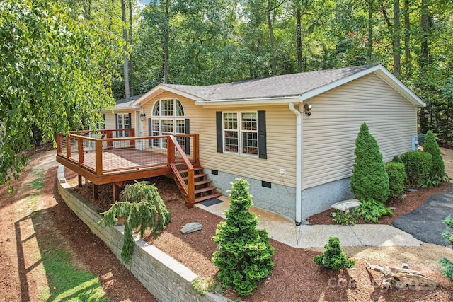 18 Spencer Rd, Candler, NC 28715 - view of front of property featuring crawl space, a wooden deck, and roof with shingles