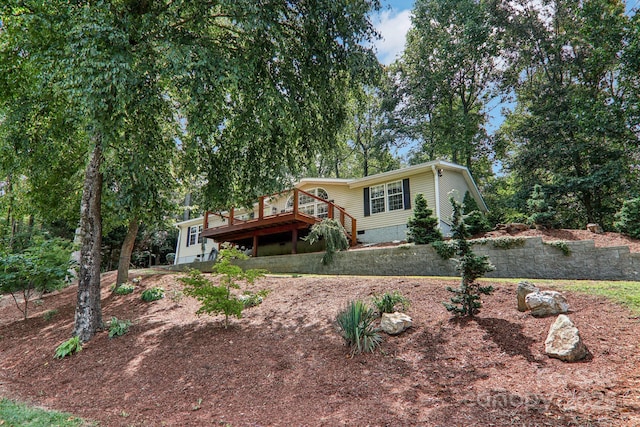 18 Spencer Rd, Candler, NC 28715 - view of front of home featuring a deck and crawl space