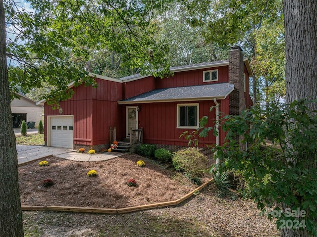 view of front of home featuring a garage