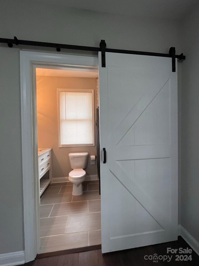 bathroom featuring toilet