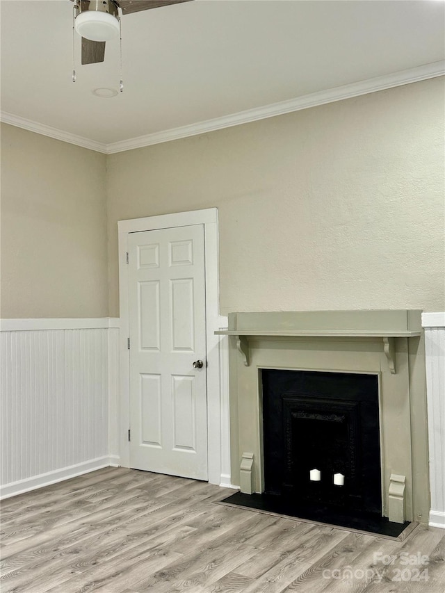 details with hardwood / wood-style floors, ceiling fan, and ornamental molding