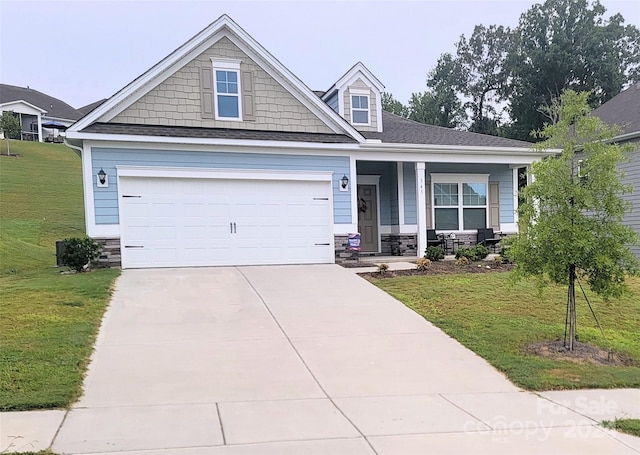 craftsman-style house with a porch and a front lawn