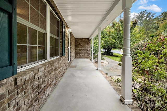 view of patio / terrace with covered porch